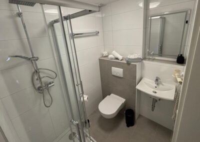 Apartment groß neues Bad